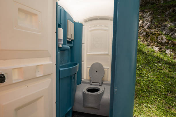 Best Porta potty rental for parties  in Desert Edge, CA