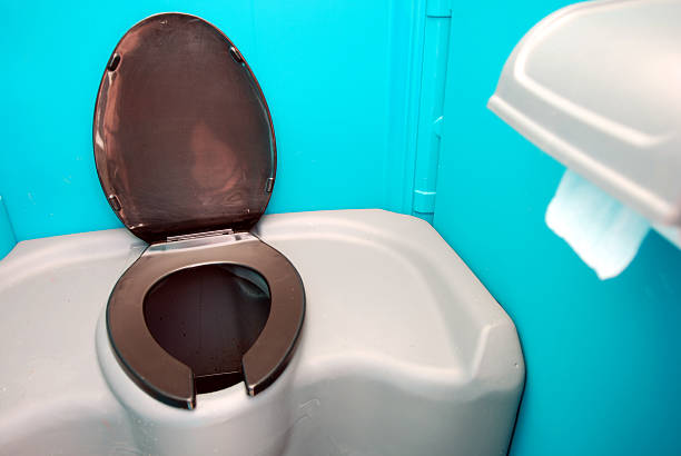 Best Affordable porta potty rental  in Desert Edge, CA