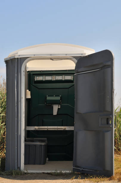 Best Emergency porta potty rental  in Desert Edge, CA