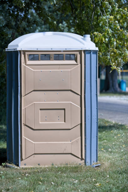 Best Portable toilet rental cost  in Desert Edge, CA